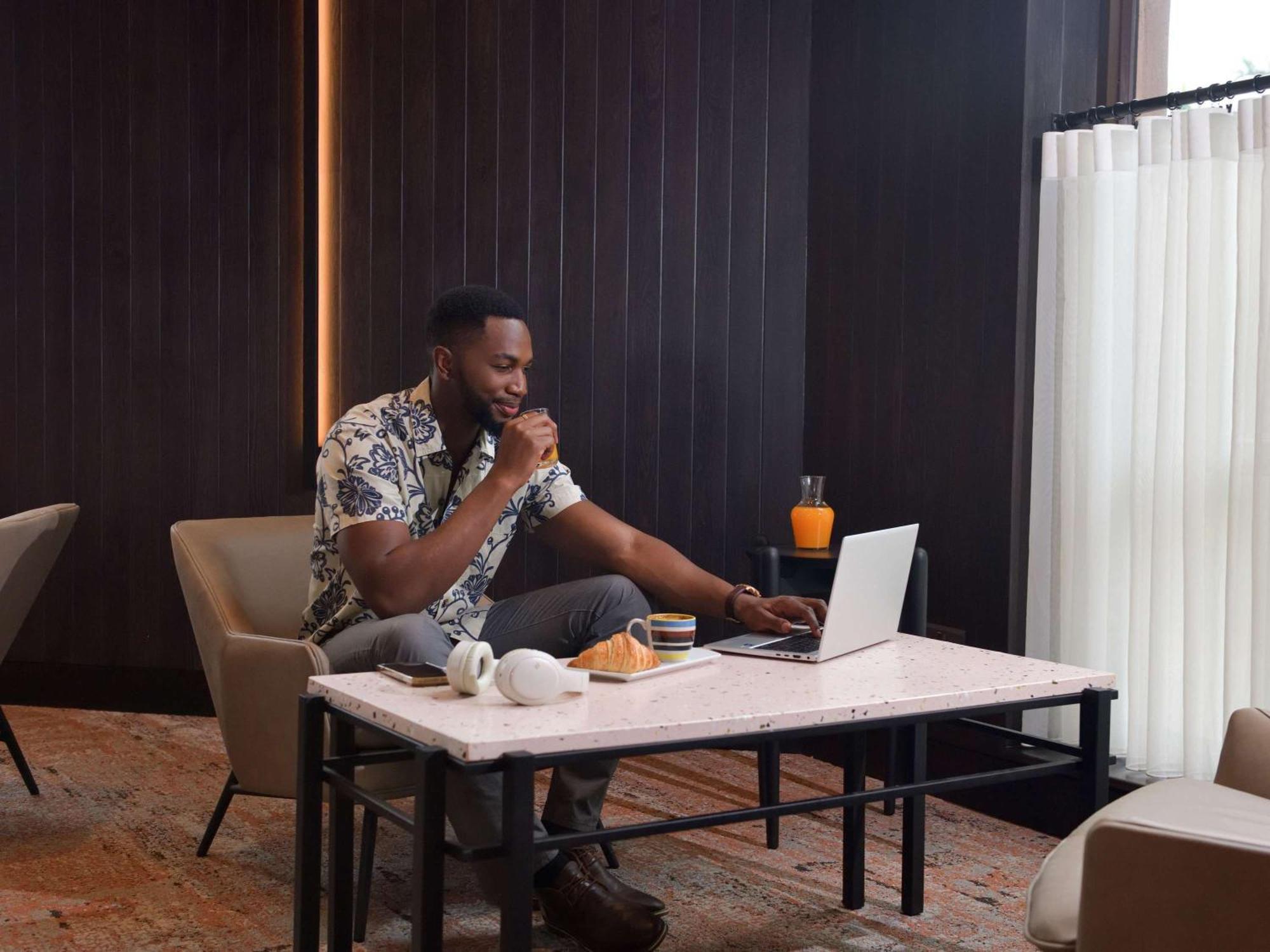Pullman Nairobi Upper Hill Hotell Exteriör bild